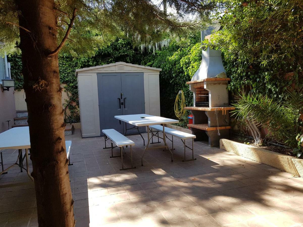 Verdaguer Home Castelldefels Kültér fotó